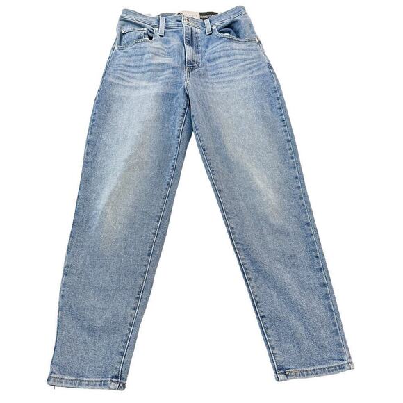 Levi's Silvertab Mom Jeans Vintage Wash Denim Jeans Size 28 x 27 - Picture 2 of 7